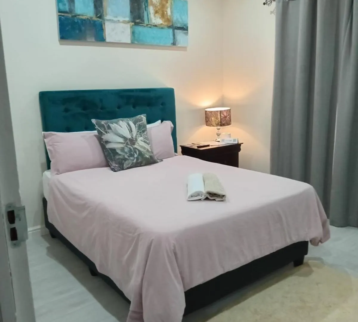 Lnd Guest House Bloubergstrand South Africa